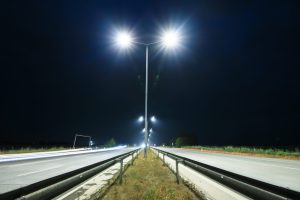 Wrocław. ZDiUM chce wymienić niemal 4 tys. opraw ulicznych lamp na ledowe