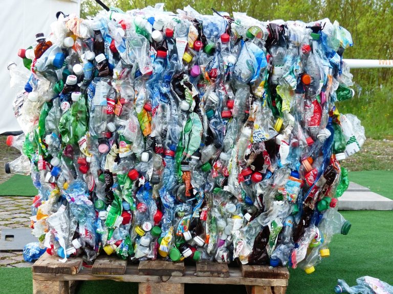 W Europie i Polsce coraz lepiej radzimy sobie z plastikiem