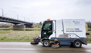 Woda opada, porządki na poznańskiej Wartostradzie