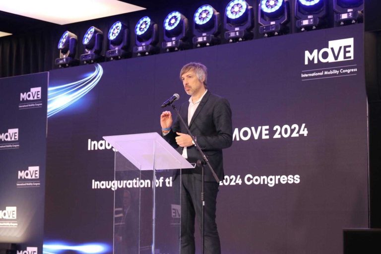 Krzysztof Bolesta: przejście na elektromobilność nie będzie łatwe