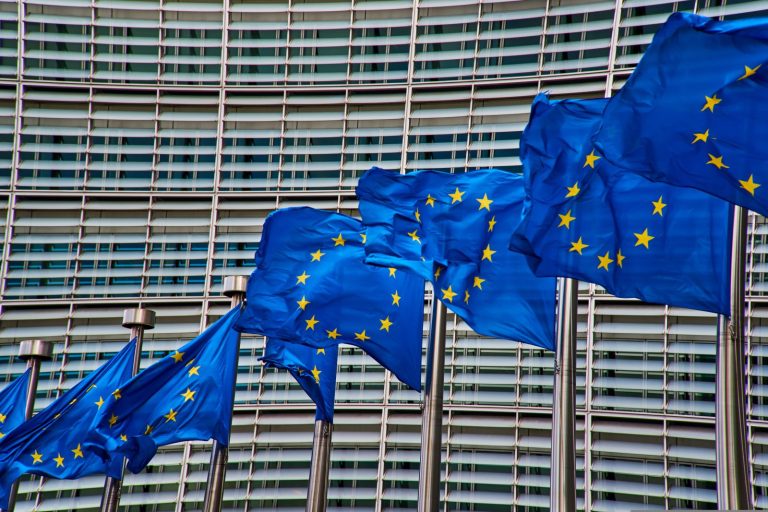Polska jednym z krajów, które nie osiągnęły celów w zakresie recyklingu odpadów. KE wszczyna postępowanie