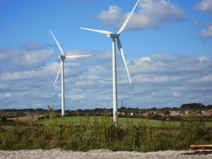 Czy inwestycje w przydomowe elektrownie wiatrowe w Polsce mogą okazać się pułapką?