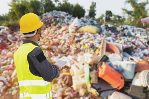 Wzmocnienie GIOŚ i wyższe kary za nielegalne składowanie odpadów - oto niektóre propozycje MKiŚ