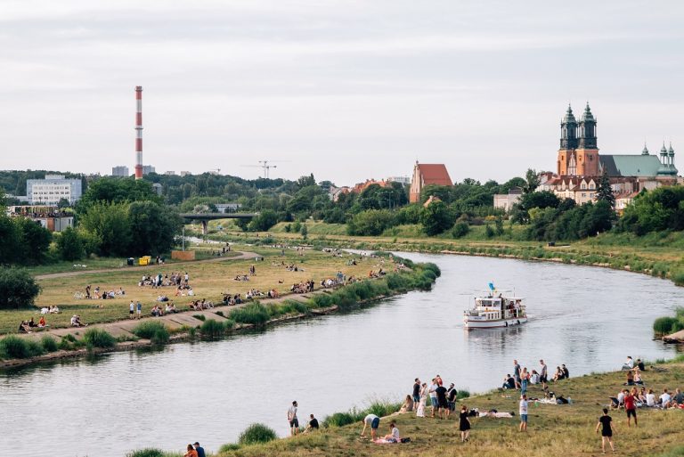Ważna umowa podpisana. Woda z Warty zasili Warcicę.
