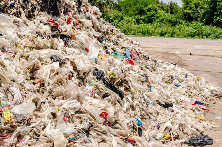 GIOŚ: brak finansowania główną barierą usuwania składowisk odpadów
