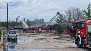 Prokuratorskie śledztwo ws pożaru składowiska w Siemianowicach