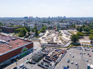 Tarcza TBM znów drąży tunel kolejowy pod Łodzią