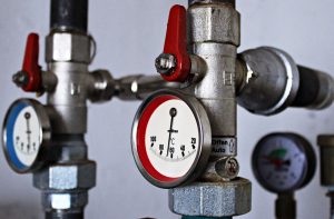 Niższe rachunki dzięki obniżeniu temperatury wody w sieci ciepłowniczej