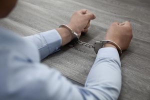 Dyrektor i pracownicy zarządu dróg w Koszalinie usłyszeli zarzuty korupcyjne