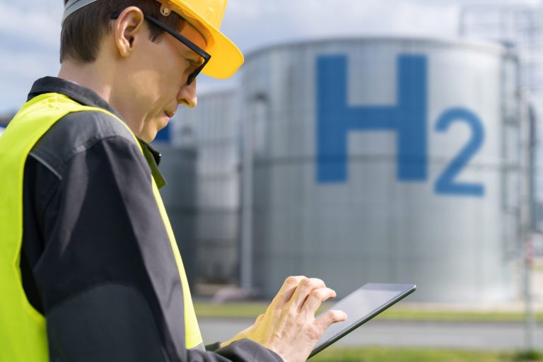 BGK: ponad 2,1 mld zł z KPO na instalacje do produkcji zielonego wodoru