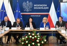 Hennig-Kloska: Ustawa wiatrakowa powinna trafić do parlamentu po wakacjach