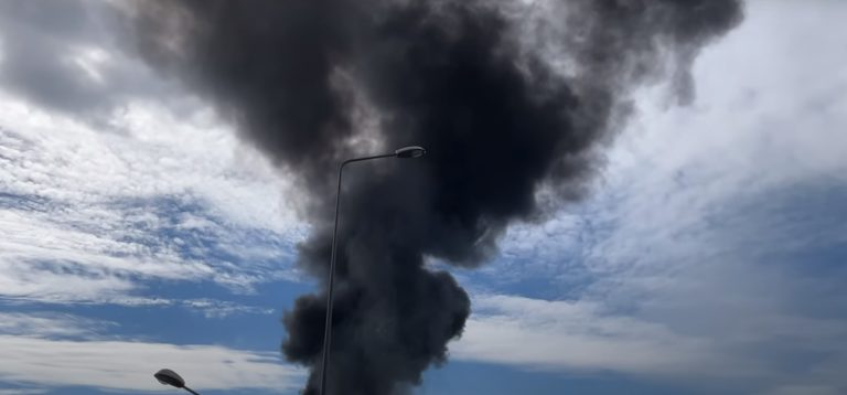 Pożar na składowisku odpadów pod Łaskiem opanowany