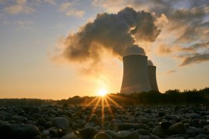 Projekt ustawy o 60 mld zł rządowego wsparcia dla elektrowni jądrowej do końca roku