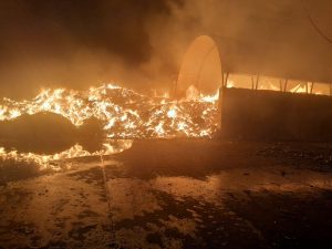 Pożar hali z odpadami w Koniecpolu objął 2 tys. metrów kwadratowych