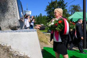 Baligród. Odsłonięto pomnik upamiętniający Żydów