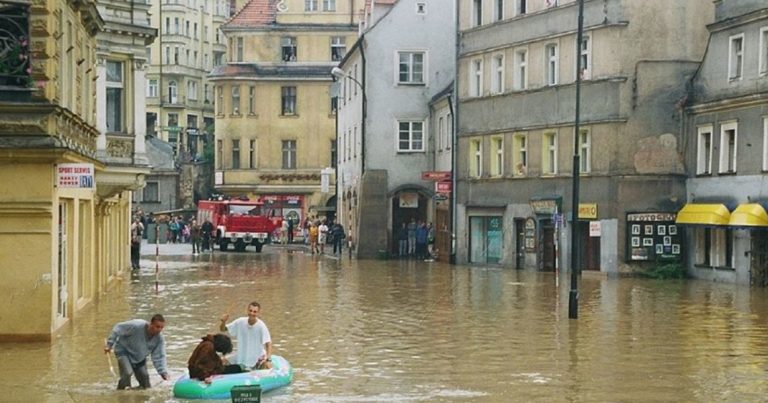 Obraz powodziowej katastrofy okiem Izby Gospodarczej 