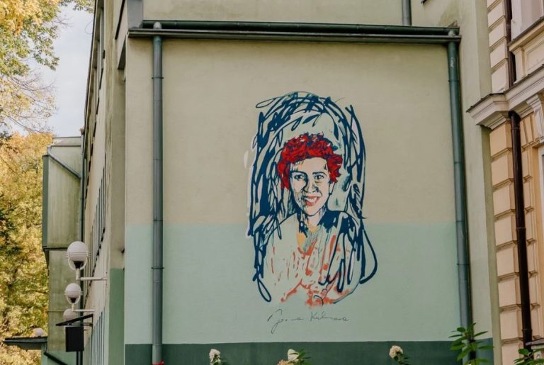 Łódź. Odsłonięto mural Joanny Kulmowej