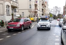 Mobilny punkt kontroli opłat parkingowych w Poznaniu