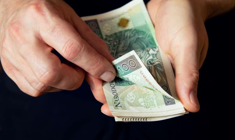 CBA: kolejne zatrzymania w korupcyjnej sprawie b. wicemarszałka woj. śląskiego