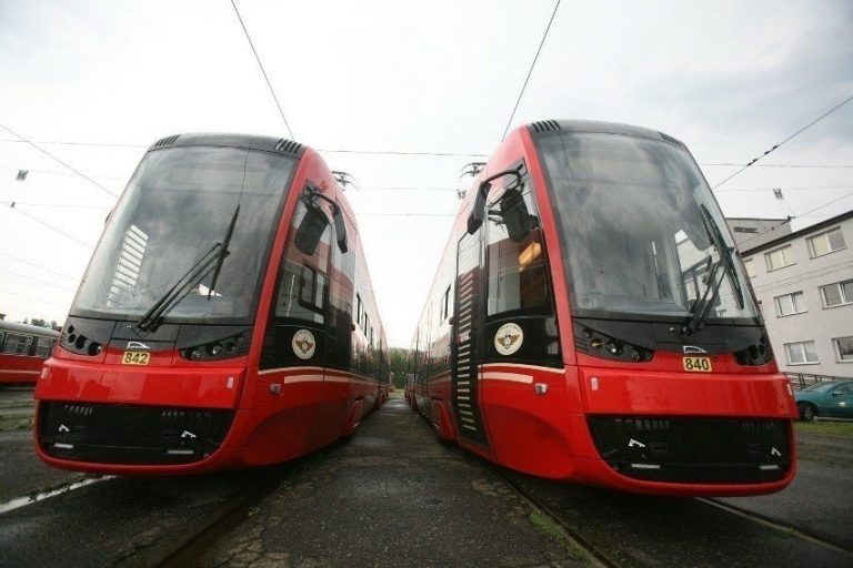 Tramwaje Śląskie przy zwiększonym dofinansowaniu z FEnIKS zamówią nowy tabor