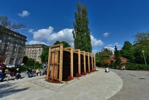 Więcej zieleni na placu Hallera w Warszawie