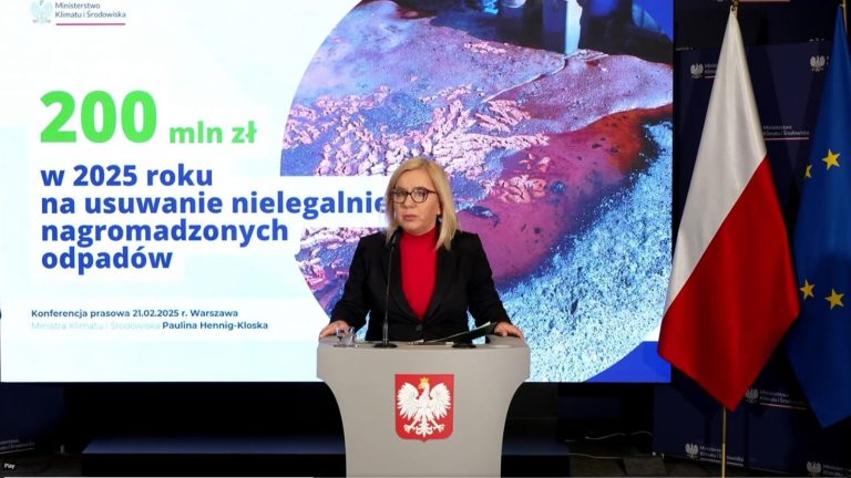 MKiŚ: 200 mln zł w 2025 r. na usuwanie nielegalnych składowisk odpadów