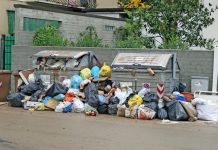 Kosowo. Prisztina ogłosiła stan wyjątkowy z powodu niewywożenia z miasta śmieci