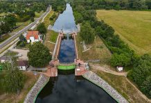 Nowe przejście pieszo-rowerowe przez Śluzę Opatowicką otwarte