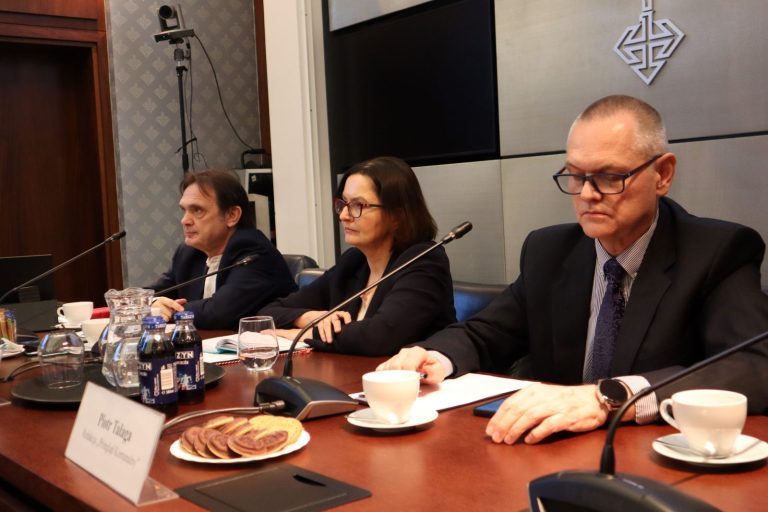 System kaucyjny i nowy model ROP. Debata już w najbliższy poniedziałek
