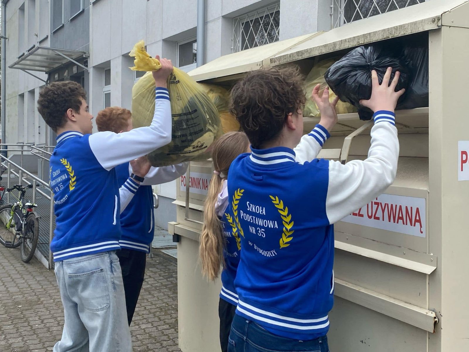 Akcja „Zrób porządek w szafie” pokazuje, jak ogromną moc ma edukacja ekologiczna