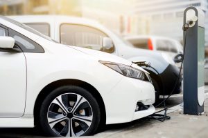 Szary dym nad gminną elektromobilnością