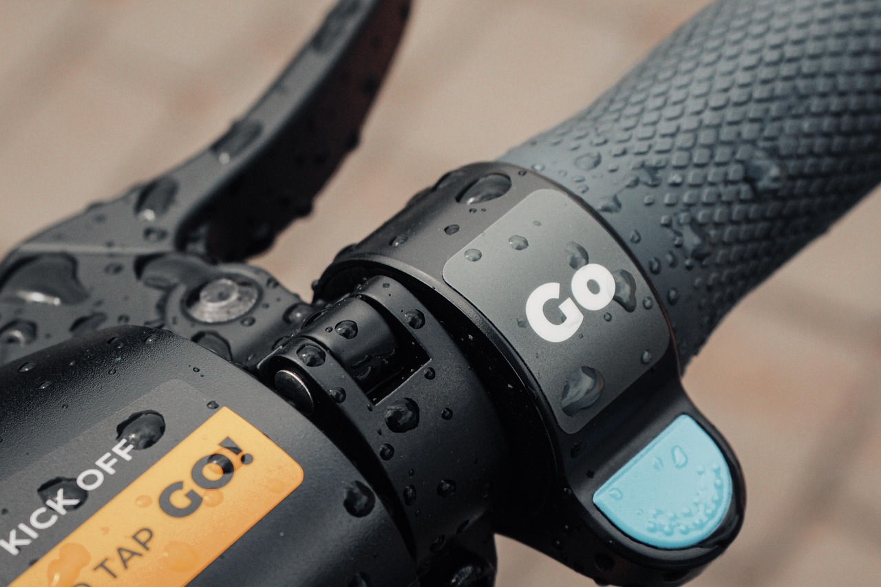 Policja skontroluje hulajnogi elektryczne w Pomorskiem