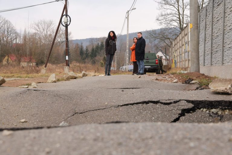 Kłodzko. 13 mln zł na odbudowę drogi po powodzi
