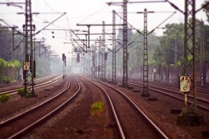 PKP PLK: ponad 219,5 mln zł wsparcia z KPO na dwa kolejowe projekty