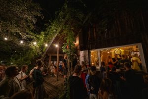 80 lat Jazdowa – fińskie domki w centrum Warszawy świętują i przypominają o swoim dziedzictwie