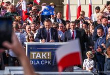 Prezydent z pierwszą inicjatywą ustawodawczą – projekt ustawy o CPK podpisany
