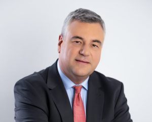 Nadchodzi koniec kontenerów Polskiego Czerwonego Krzyża [WYWIAD]