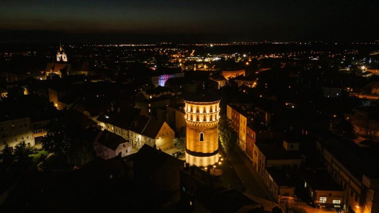 Mniej awarii i nowy blask zabytku, wieża ciśnień w Jaworze po remoncie