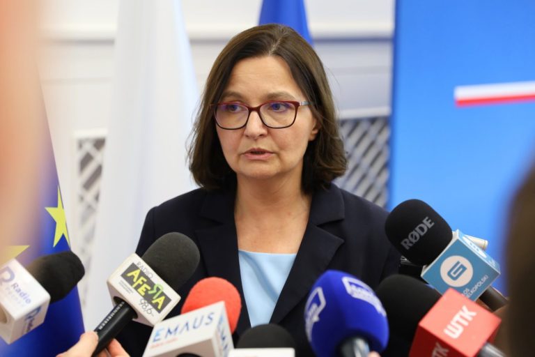 Od października w każdej gminie przynajmniej jeden punkt do zbiórki opakowań objętych kaucją
