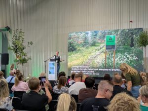 Od zarastania do strategii 3-30-300 – zielone pomysły dla miast