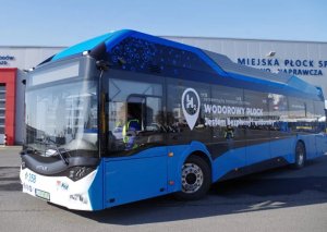 Płock. Orlen dostarczy niskoemisyjny wodór dla autobusów Komunikacji Miejskiej