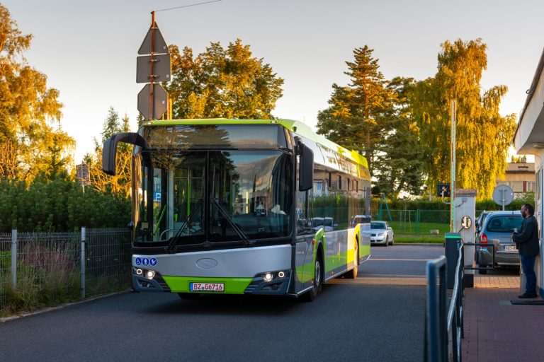 Nowe hybrydowe autobusy w Olsztynie. Kolejne będą elektryczne