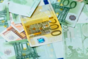PE chce większego budżetu UE na 2026 r. – więcej środków na naukę, obronność i rolnictwo