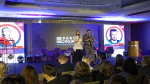 Forum Recyklingu 2025 rozpoczęte – branża spotyka się w Warszawie