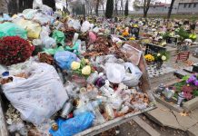 Po 1 listopada na wysypiska trafia ok. 120 tys. ton odpadów cmentarnych