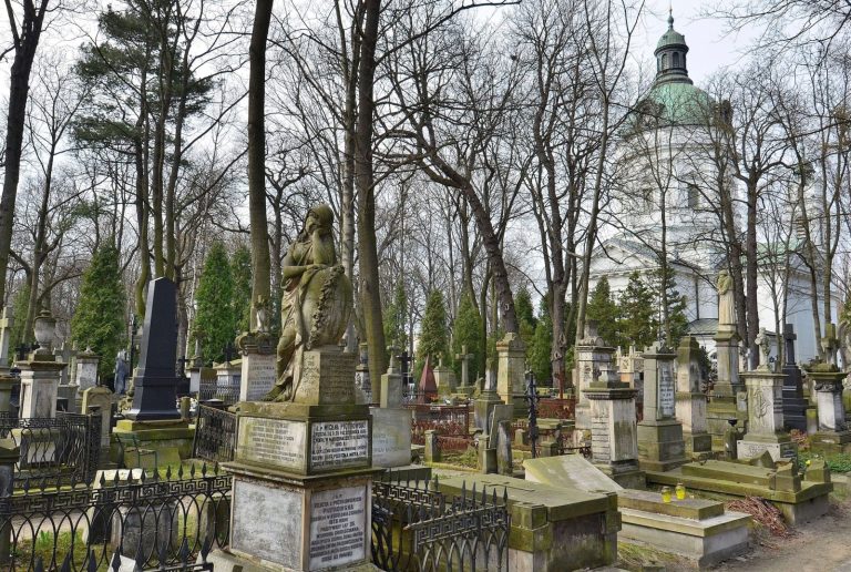 235 lat Starych Powązek – panteon historii Polski