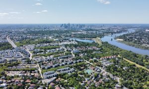 Model zarządzania zielenią miejską – outsourcing czy własne służby? Poznaj doświadczenia Warszawy