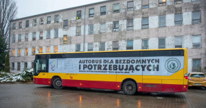 Łódź. Na ulice miasta wyjedzie autobus dla bezdomnych i potrzebujących