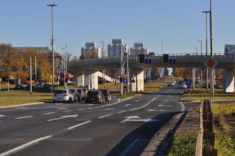 Wrocław. Estakada wschodnia na pl. Społecznym do rozbiórki – beton nie wytrzymał próby czasu
