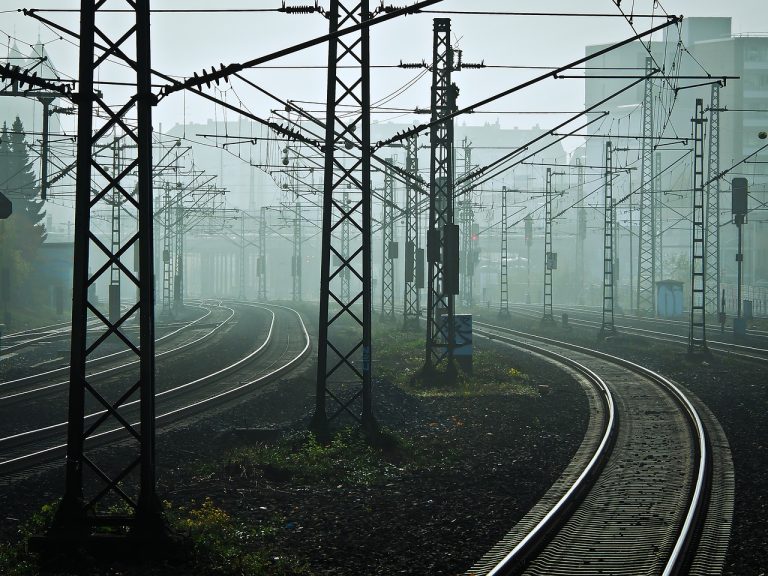 Port Polska. Umowy przyłączeniowe dla podstacji trakcyjnych KDP